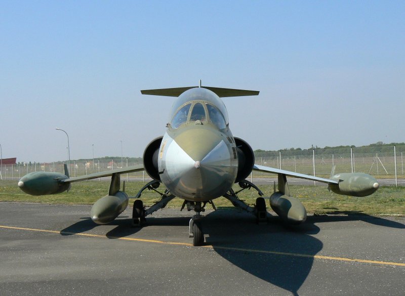 Bundeswehr Lockheed TF-104G 27+90 in Frontansicht am 27.04.2007 im Luftwaffenmuseum Berlin-Gatow