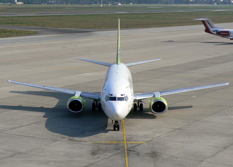DBA B 737-3L9 D-AGEJ am 16.09.2006 auf dem Flughafen Berlin-Tegel