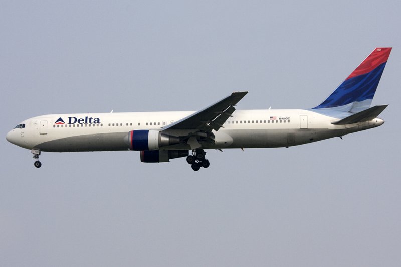 Delta Airlines, N169DZ, Boeing, B767-332ER, 01.05.2009, FRA, Frankfurt, Germany 

