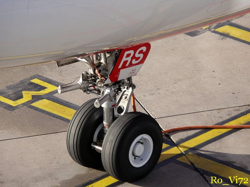 Detailaufnahme v. Air Berlin; D-AERS. Flughafen Dsseldorf. 08.11.2008.