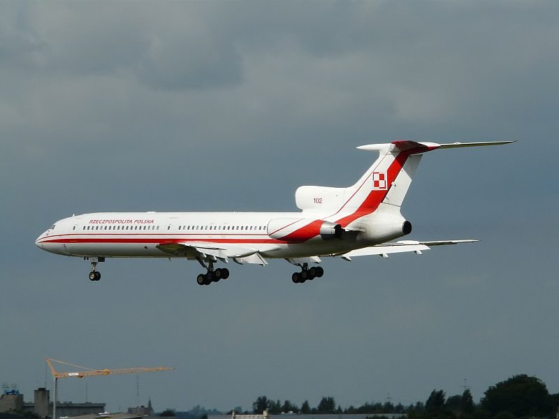 Die polnische Delegation fr den EU-Sondergipfel kam mit dieser Tupolev nach Brssel. Das Bild stammt vom 01.09.2008