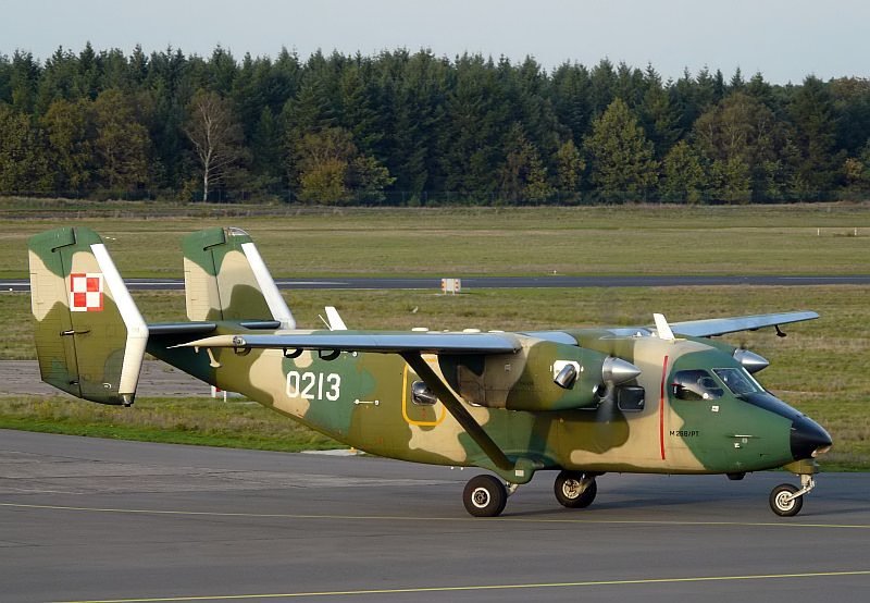Diese Antonov AN28 der polnischen Luftwaffe war am 20.10.2008 in Weeze zu Gast.