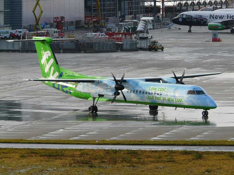 Diese schne, sonderlackierte Dash war am 22.11.2008 in Dsseldorf.