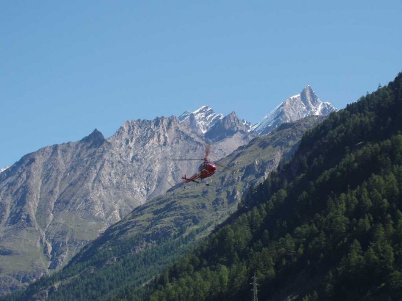 Ecureuil HB-ZCC von Air Zermatt in Zermatt