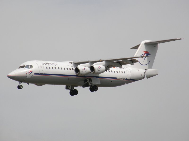 Ein EUROWINGS BAe 146 bei der Landung in Frankfurt am Main am 07.08.2008.