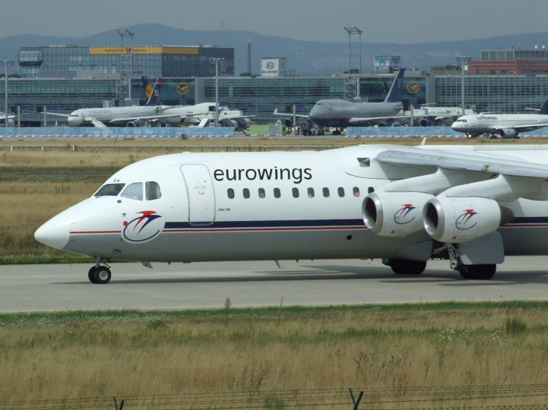 Ein Eurowings BAe 146 in Frankfurt am Main am 07.08.2008.