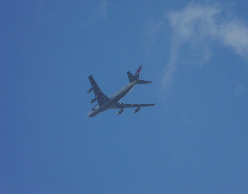 Eine Boeing 747 der MK Airlines flog am 29.03.08 ber die Ortschaft Bourscheid (Luxemburg).