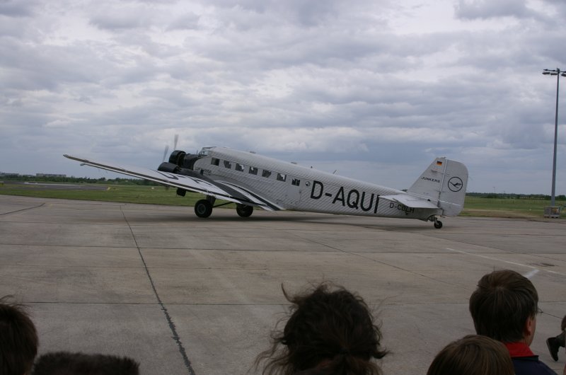 Eine Junkers JU 52 am 20.05.06 auf der ILA in Berlin. 