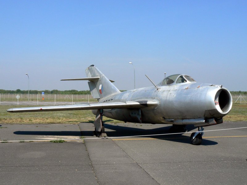 Eine Mig-15 der ehemaligen tschechoslowakischen Luftwaffe im Luftwaffenmuseum Berlin-Gatow am 27.04.2007