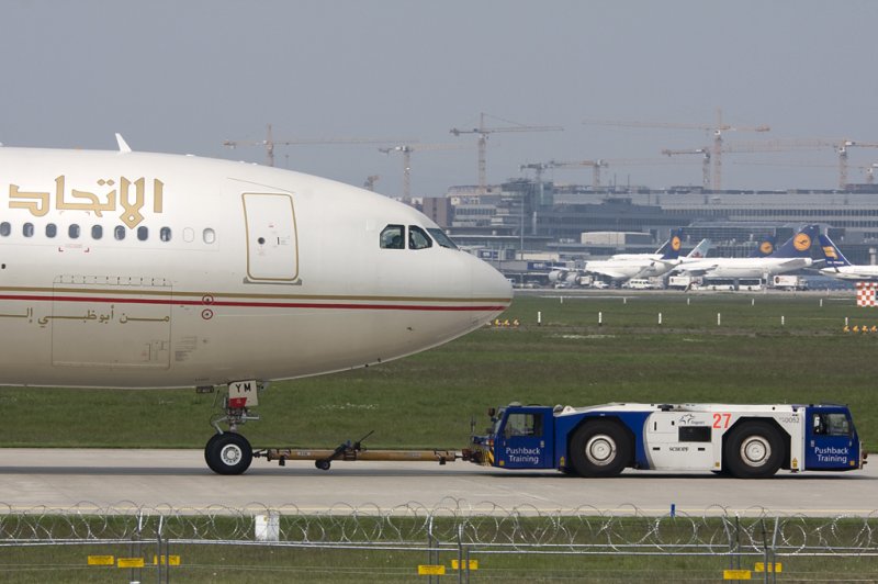 Etihad Airways, A6-EYM, Airbus, A330-243, 01.05.2009, FRA, Frankfurt, Germany

