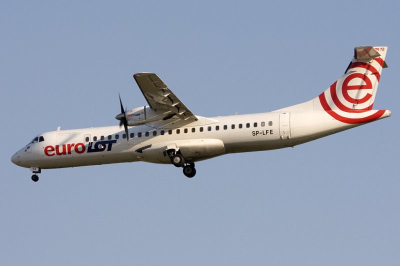 Euro Lot, SP-LFE, Arospatiale, ATR-72, 21.04.2009, FRA, Frankfurt, Germany 
