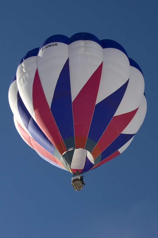 F-GNOR, Cameron O-105, 25.01.2009, Chateau d´Oex, Switzerland