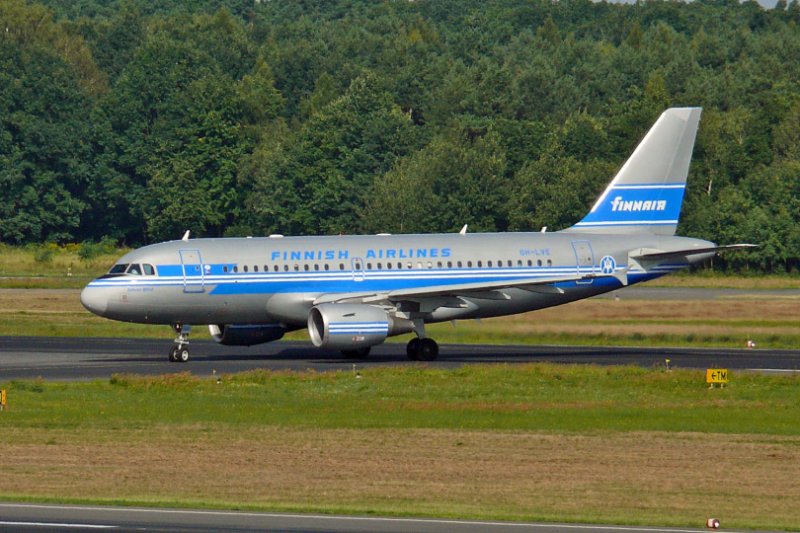 Finnair 319 OH-LVE Retrojet zum 85.Geburtstag der Airline in Berlin TXL 21.08.2008