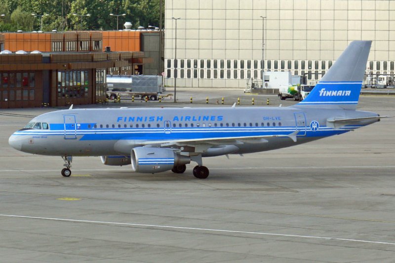Finnair 319 OH-LVE Retrojet zum 85.Geburtstag der Airline in Berlin TXL 21.08.2008