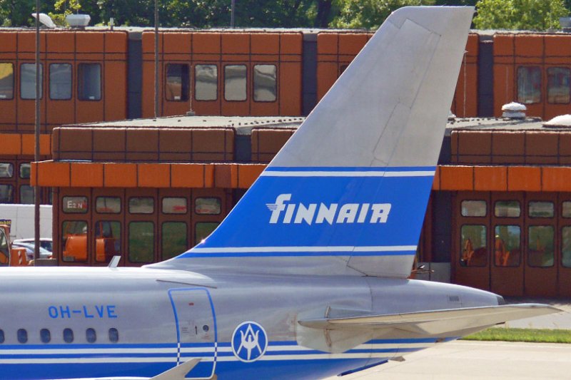 Finnair 319 OH-LVE Retrojet zum 85.Geburtstag der Airline in Berlin TXL 21.08.2008