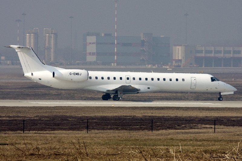 Flybe, G-EMBJ, Embraer, ERJ 145EU, 28.02.2009, MXP, Mailand-Malpensa, Italy 