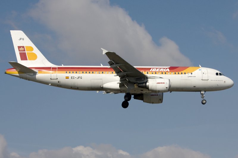 Iberia, EC-JFG, Airbus, A320-214, 21.02.2009, GVA, Geneve, Switzerland