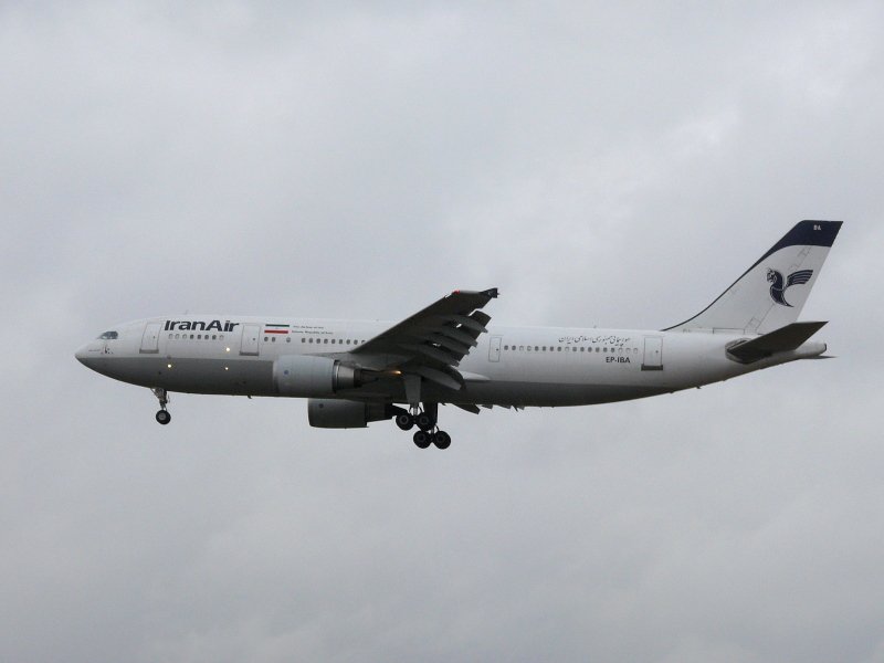 IranAir. EP-IBA. Flughafen Frankfurt/Main. 28.03.2009.