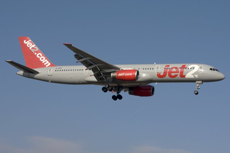 Jet2, G-LSAI, Boeing, B757-21B, 21.02.2009, GVA, Geneve, Switzerland