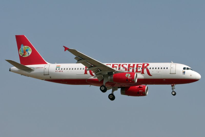 Kingfisher Airlines Airbus A320-232, bei einer Serie von neuen Maschinen dieser indischen Gesellschaft wurden bei SR-Technics in Zrich Erstklass-Sitze eingebaut (20.3.2006)