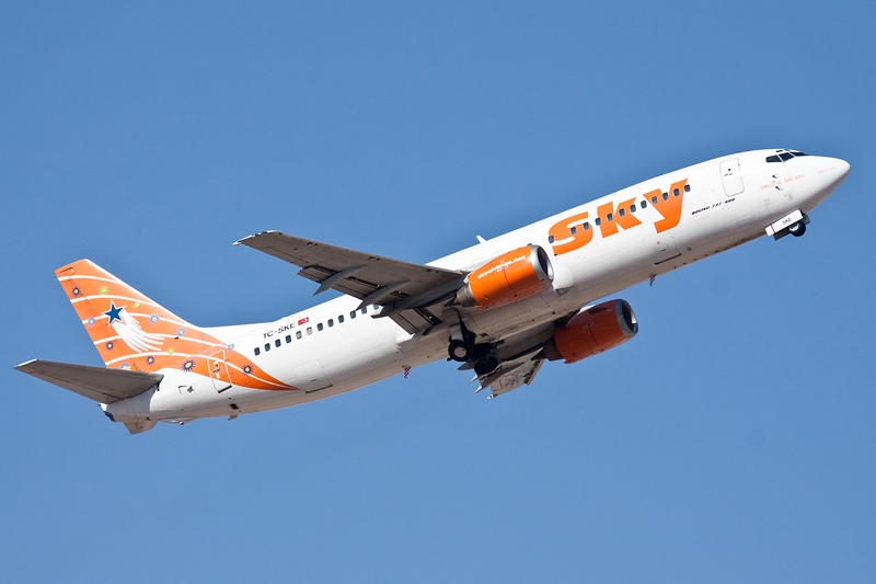 Landung/B737/Sky Airlines/TC-SKE/Trkei/Antalya (LTAY/AYT)21.08.09. 
