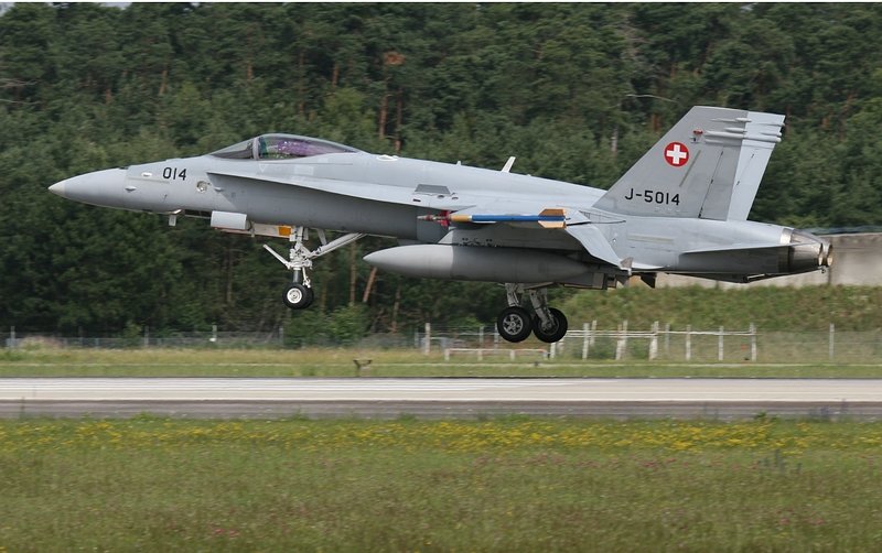 Landung,F/A-18 Hornet,J-5014/Swiss-Air Force/Manching,ETSI,Germany
