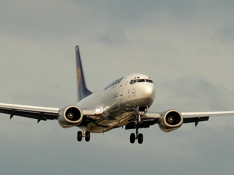 Lufthansa B 733 D-ABEN Berlin TXL 13.04.2008