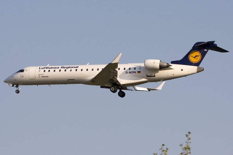 Lufthansa CityLine, D-ACPK, Bombardier, CRJ-700, 21.04.2009, FRA, Frankfurt, Germany 


