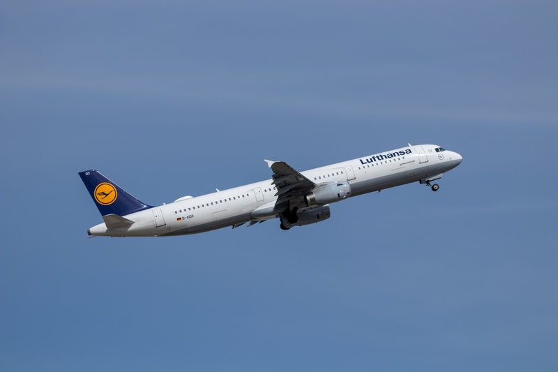 Lufthansa D Aidx Airbus 321 200 03 04 2018 Muc Munchen Germany Flug Lh1802 Nach Madrid Flugzeug Bild De