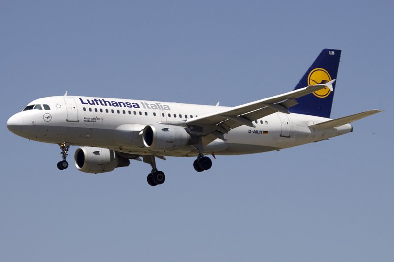 Lufthansa, D-AILH, Airbus, A319-114, 13.06.2009, BCN, Barcelona, Spain 

