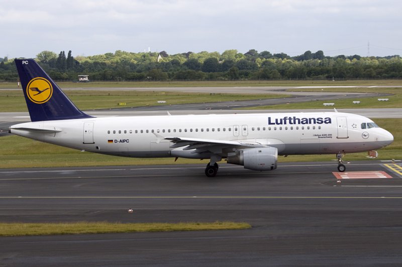 Lufthansa, D-AIPC, Airbus, A320-211, 07.06.2009, DUS, Dsseldorf, Germany 

