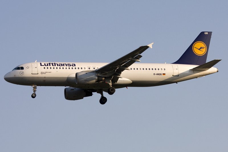 Lufthansa, D-AIQS, Airbus, A320-211, 21.04.2009, FRA, Frankfurt, Germany 

