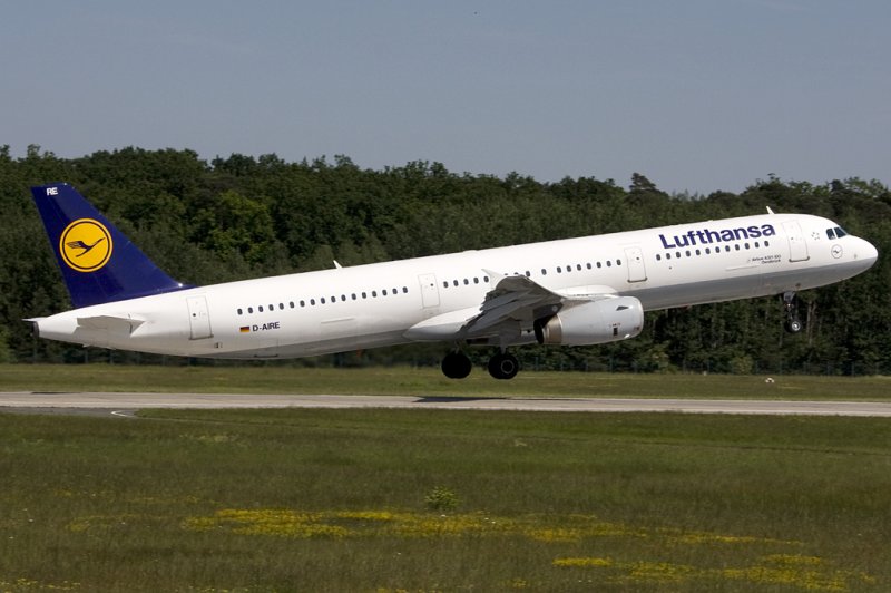 Lufthansa, D-AIRE, Airbus, A321-131, 23.05.2009, FRA, Frankfurt, Germany 

