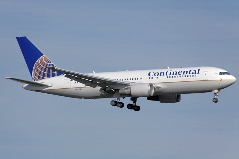 N67158, B767-224(ER), Frankfurt EDDF/FRA, 18.03.09, Continental Airlines about to land after a flight over the atlantic (EOS50D + Sigma 50-500)
