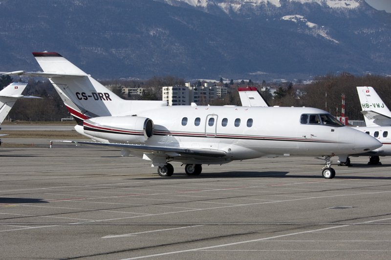 Net Jets , CS-DRR, Raytheon, Hawker 800XP, 21.02.2009, GVA, Geneve, Switzerland 

