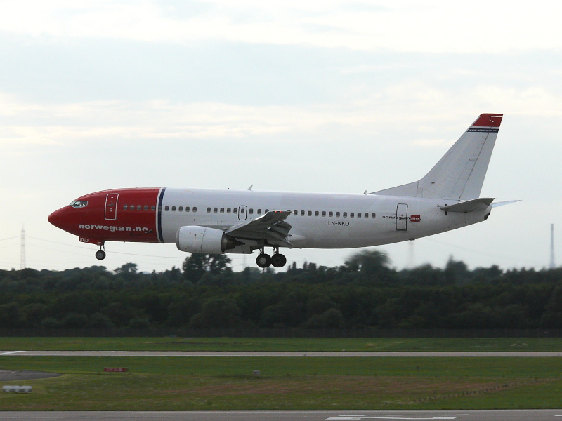 Norwegian; LN-KKO. Flughafen Dsseldorf. 19.07.2009.