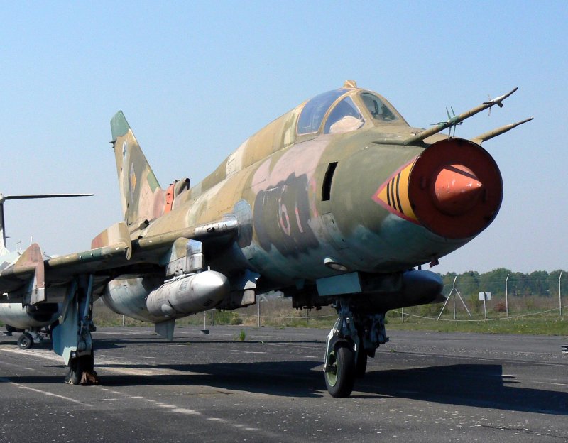 NVA Suchoi SU-22M4 im Luftwaffenmuseum Berlin-Gatow am 27.04.2007