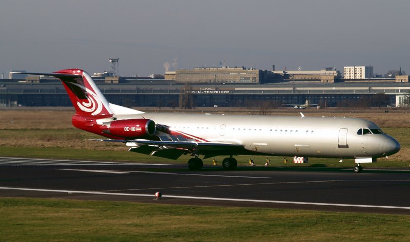 OE-IIB, International Jet Management
Fokker 100
THF