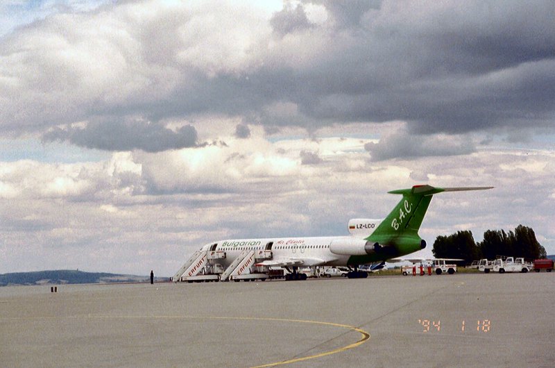 Passagierflugzeug auf den Flughafen Erfurt whrend der Flugschau 1994