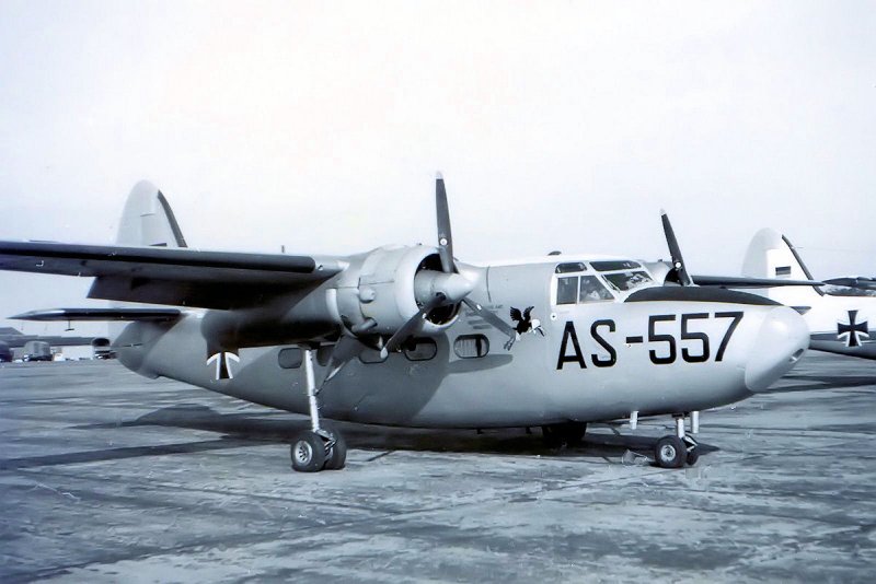 Percival P-66 Pembroke C1. Verbindungs- und Transportflugzeug der Luftwaffe - 1961 in Bckeburg - Kennung: AS-557
