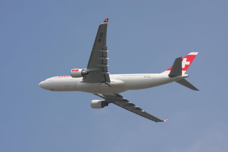 Reg.: HB - IQQ
Hersteller: AIRBUS
Typ: 330-223
Serien Nr.: 322
Baujahr: 2000
fotografiert am 04.04.2009
