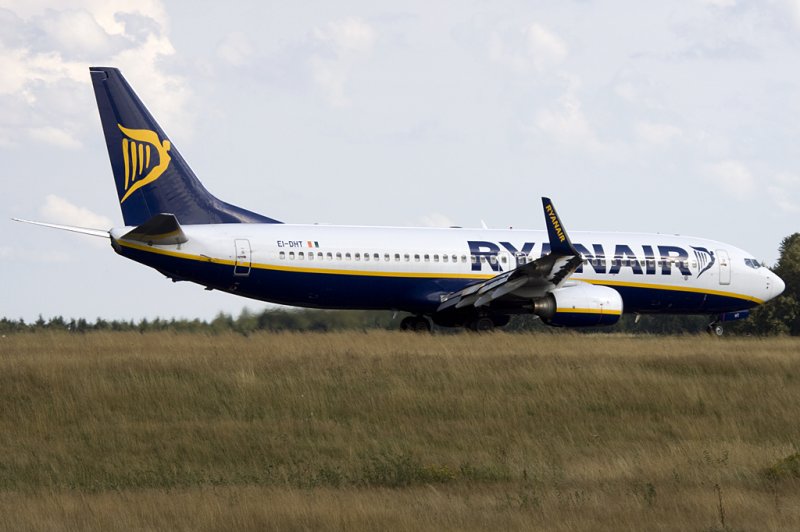 Ryanair, EI-DHT, Boeing, B737-8AS, 16.08.2009, HHN, Hahn, Germany 

