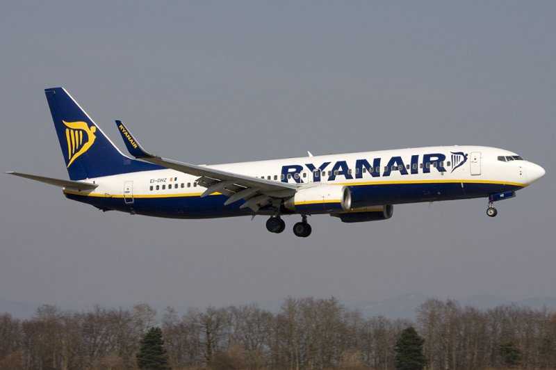 Ryanair, EI-DHZ, Boeing, B737-8AS, 22.03.2009, BSL, Basel, Switzerland 

