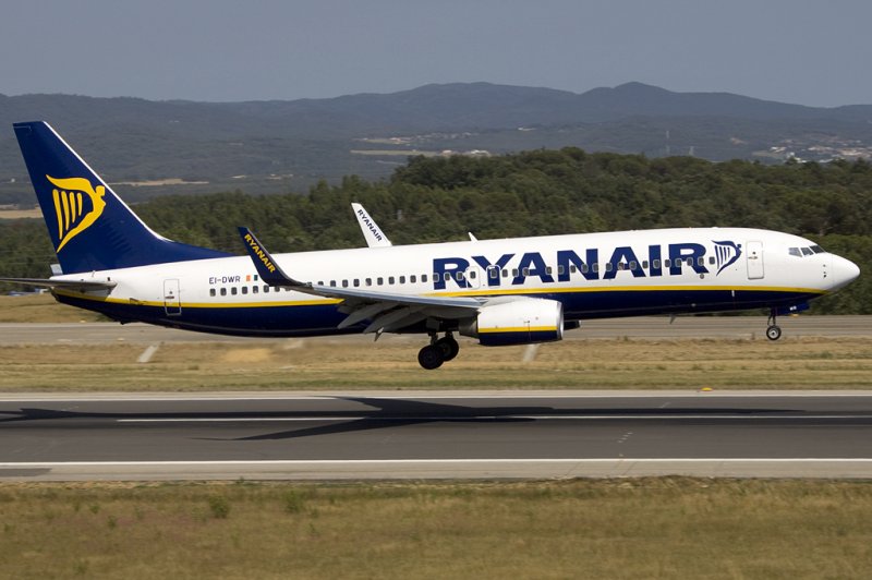 Ryanair, EI-DWR, Boeing, B737-8AS, 17.06.2009, GRO, Girona, Spain 

