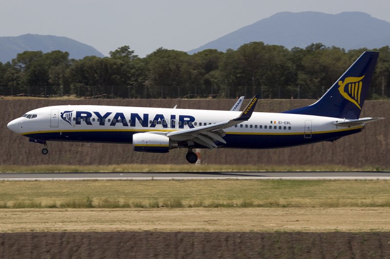 Ryanair, EI-EBL, Boeing, B737-8AS, 17.06.2009, GRO, Girona, Spain 

