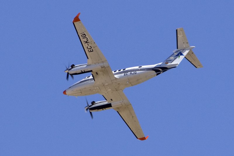 Senasa, EC-KJQ, Beech, B350 Super Air King, 13.06.2009, BCN, Barcelona, Spain 

