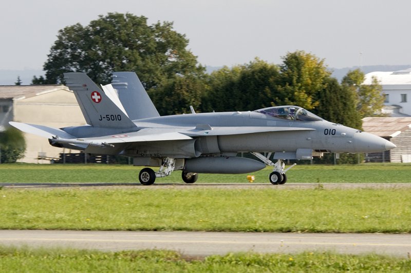 Swiss - Air Force, J-5010, McDonnell Douglas, FA-18C; 09.10.2008, LSMP, Payerne, Switzerland