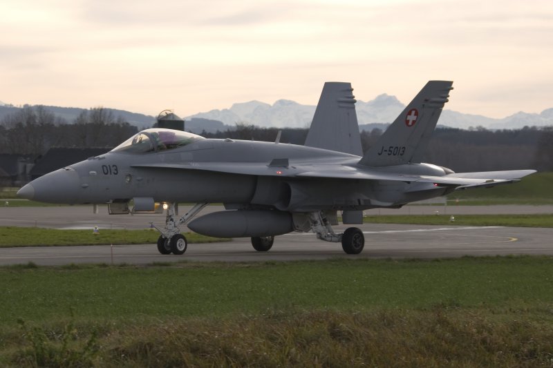 Swiss - Air Force, J-5013, McDonnell Douglas, FA-18C; 07.12.2006, LSMP, Payerne, Switzerland