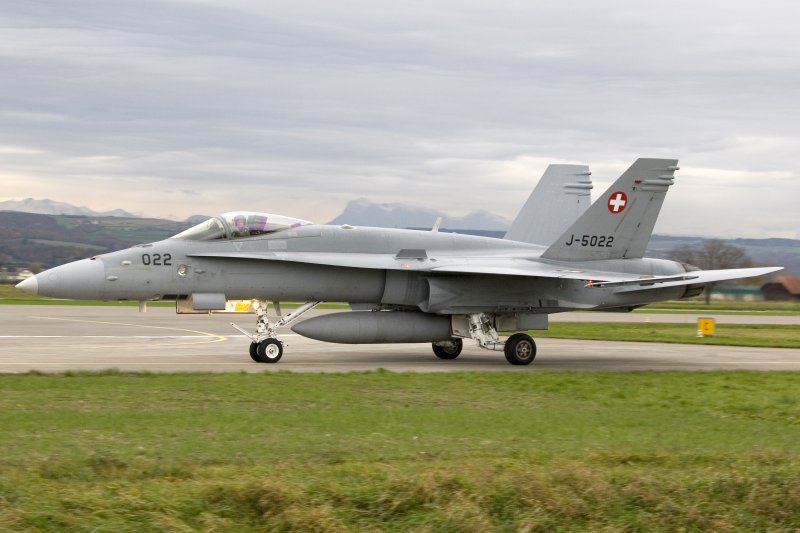 Swiss - Air Force, J-5022, McDonnell Douglas, FA-18C; 13.11.2006, LSMP, Payerne, Switzerland