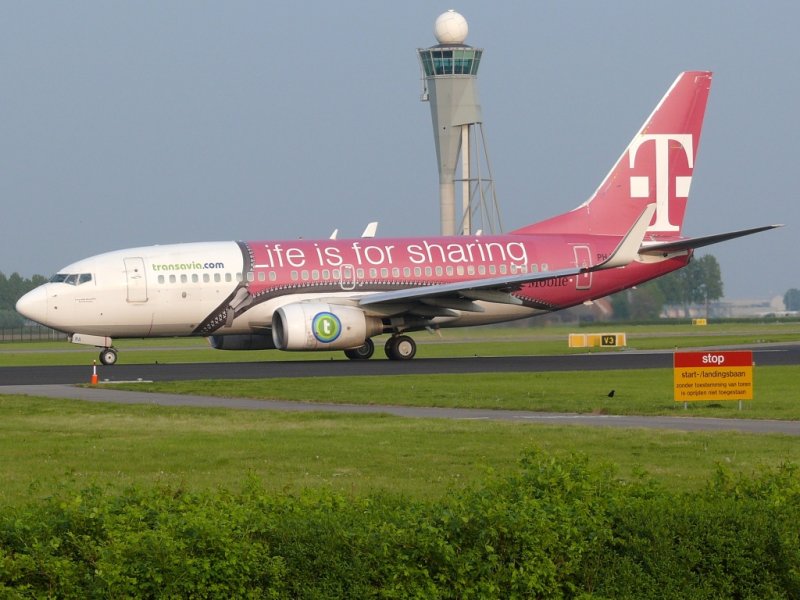 T-Mobile Logojet von Transavia Airlines in Amsterdam am 1.5.2009